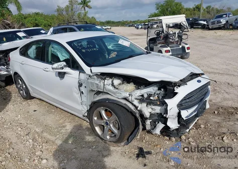 2015 Ford Fusion Se из США, поврежденный, VIN 3FA6P0HD2FR222034